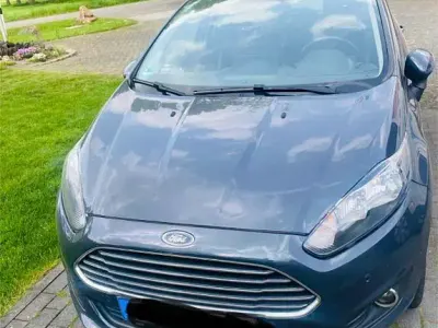 Brugt Ford Fiesta SYNC Edition 82 HK (60 kW) 2015 Grå Hatchback