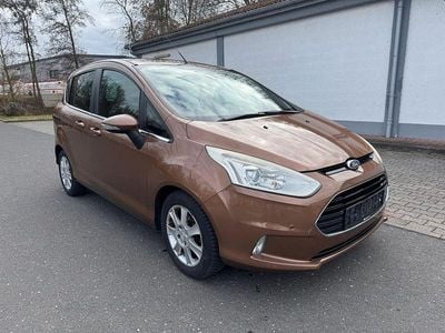 Gebraucht Ford B-MAX Titanium 95 PS (69 kW) 2013 Braun Van / Kleinbus