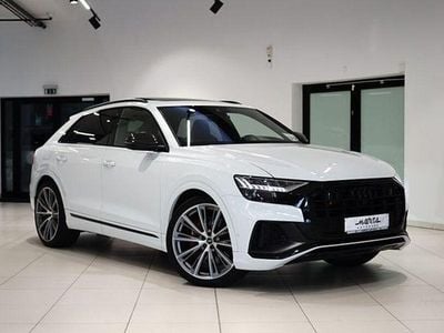 Gletscherweiß metallic Gebraucht 2020 Audi SQ8 Sport SUV | 71.749 € (Fairer Preis)