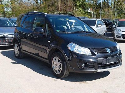 Begagnad Suzuki SX4 Club 120 HK (88 kW) 2011 Svart Sedan