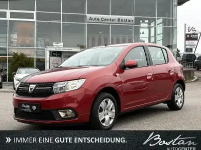 Usata Dacia Sandero Comfort 73 CV (53 kW) 2018 Rosso Berlina