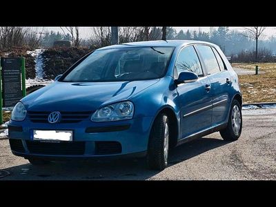 Gebraucht VW Golf V 115 PS (84 kW) 2004 Blau Kleinwagen
