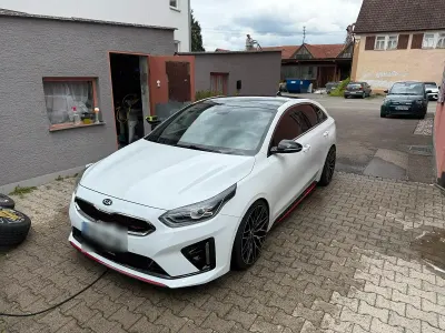 Gebraucht Kia ProCeed GT 204 PS (150 kW) 2019 Weiß Kombi
