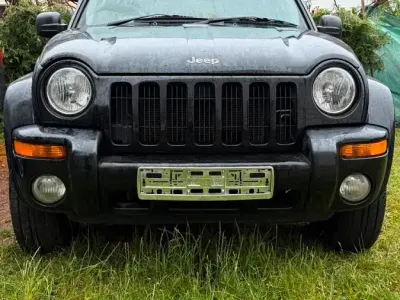 Gebraucht Jeep Cherokee 211 PS (155 kW) 2002 Schwarz SUV