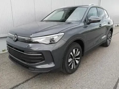 Neu VW Tiguan Life 150 PS (110 kW) 2026 Andere SUV