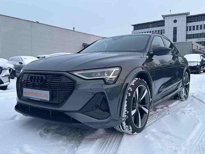 Gebraucht Audi e-tron 369 kW (503 PS) 2022 Daytonagrau perleffekt SUV