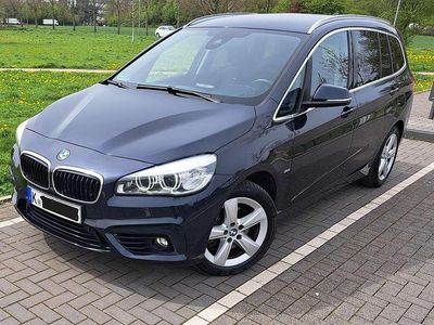 Gebraucht BMW 218 Sport Line 150 PS (110 kW) 2016 Blau Kombi