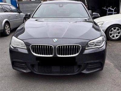 Gebraucht BMW 530 M Sport 258 PS (189 kW) 2014 Grau Limousine