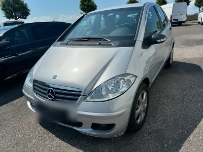 Gebraucht Mercedes A180 109 PS (80 kW) 2007 Silber Kleinwagen