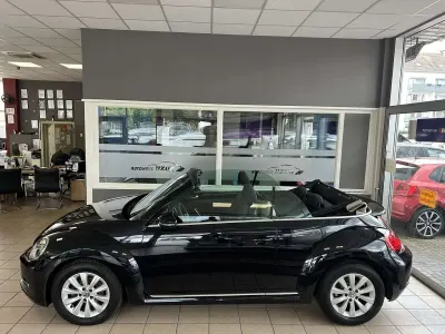 Gebraucht VW Beetle Cabriolet 105 PS (77 kW) 2015 Schwarz Cabrio