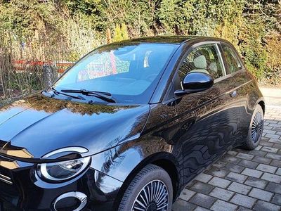 Second-hand Fiat 500e Icon 86 kW (118 CP) 2022 Negru Hatchback