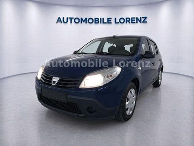 Second-hand Dacia Sandero 75 CP (55 kW) 2008 Albastru Hatchback