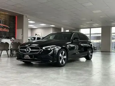 Gebraucht Mercedes C200 224 PS (164 kW) 2023 Obsidianschwarz Kombi