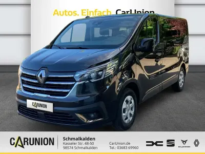 Gebraucht Renault Trafic Life 170 PS (125 kW) 2022 Tenebroschwarz Van / Kleinbus