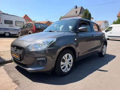 Gebraucht Suzuki Swift Club 90 PS (66 kW) 2018 Grau Kleinwagen