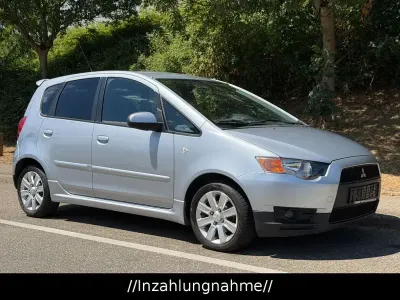 Gebraucht Mitsubishi Colt 95 PS (69 kW) 2012 Silber Kleinwagen