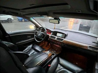 Gebraucht BMW 730 235 PS (172 kW) 2005 Grün Limousine