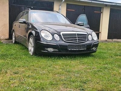 Mercedes E320