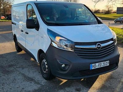 Weiß Gebraucht 2017 Opel Vivaro Van / Kleinbus | 6.500 € (Fairer Preis)