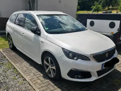 Gebraucht Peugeot 308 SW GT-line 131 PS (96 kW) 2019 Weiß Kombi