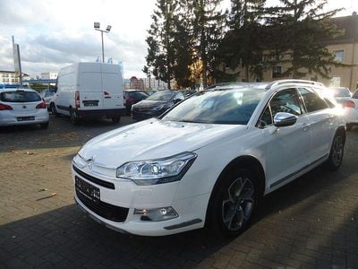 Weiß Gebraucht 2016 Citroën C5 XTR Kombi | 11.999 €
