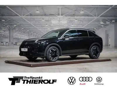 Gebraucht VW T-Roc Cabriolet R-line 150 PS (110 kW) 2026 Grenadillschwarz metallic SUV