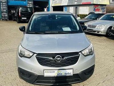 Gebraucht Opel Crossland X Edition 82 PS (60 kW) 2018 Argon silber/ice silver (m2) SUV