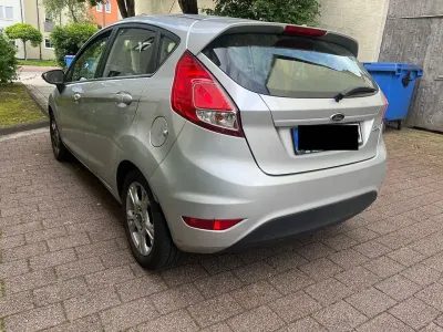 Gebraucht Ford Fiesta Celebration 82 PS (60 kW) 2013 Grau Limousine