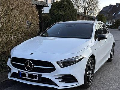 Second-hand Mercedes A250 Advanced 218 CP (160 kW) 2022 Alb Berlinǎ