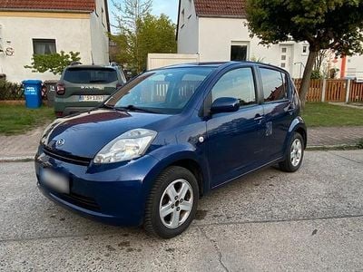 Gebraucht Daihatsu Sirion 69 PS (50 kW) 2006 Blau Kleinwagen