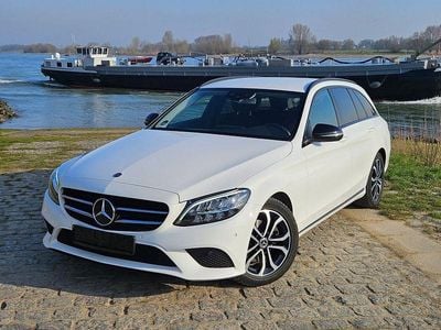 Gebraucht Mercedes C220 Avantgarde 194 PS (142 kW) 2020 Weiß Kombi
