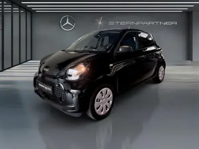 Gebraucht Smart ForFour Electric Drive 60 kW (82 PS) 2022 Schwarz Limousine