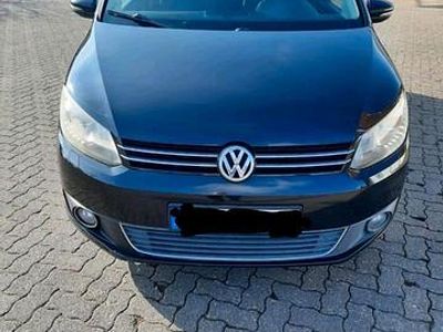 Gebraucht VW Touran 105 PS (77 kW) 2011 Schwarz Van / Kleinbus