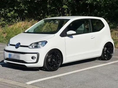 Gebraucht VW up! 60 PS (44 kW) 2017 Weiß Kleinwagen