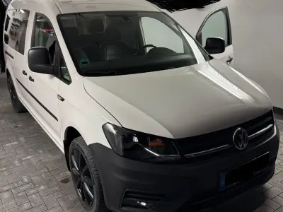Gebraucht VW Caddy Maxi 102 PS (75 kW) 2018 Weiß Van / Kleinbus
