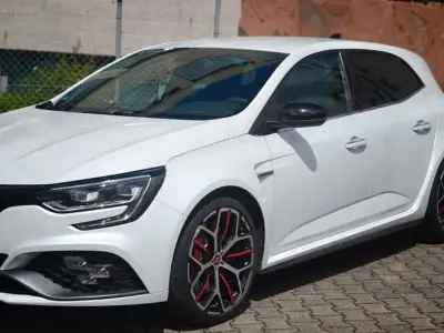 Gebraucht Renault Mégane Trophy 300 PS (220 kW) 2019 Weiß Limousine