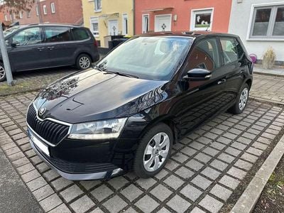 Schwarz Gebraucht 2019 Skoda Fabia Kleinwagen | 8.590 € (Guter Preis)