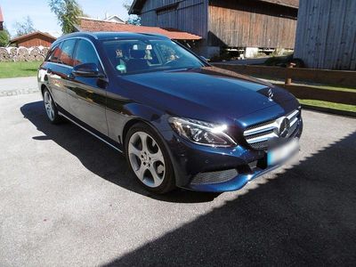 Gebraucht Mercedes C250 204 PS (150 kW) 2018 Blau Kombi