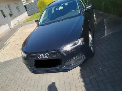 Gebraucht Audi A4 150 PS (110 kW) 2015 Schwarz Kombi