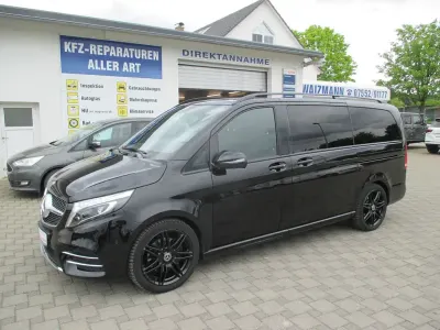 Gebraucht Mercedes V300 Avantgarde Edition 237 PS (174 kW) 2021 Schwarz Van / Kleinbus
