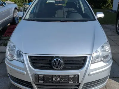 Gebraucht VW Polo Trendline 64 PS (47 kW) 2006 Silber Kleinwagen