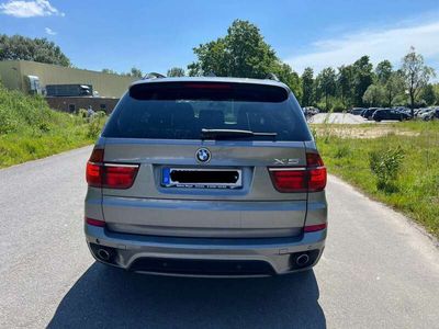 gebraucht BMW X5 xDrive30d Facelift Head-Up Abstandhalter