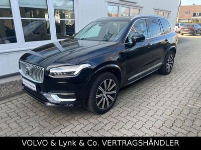 Gebraucht Volvo XC90 Plus 235 PS (172 kW) 2023 Onyx black metallic (metallic) SUV