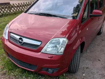Używany Opel Meriva 105 KM (77 kW) 2005 Czerwony Minivan
