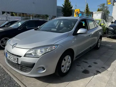 Gebraucht Renault Mégane III Expression 106 PS (77 kW) 2011 Grau Limousine