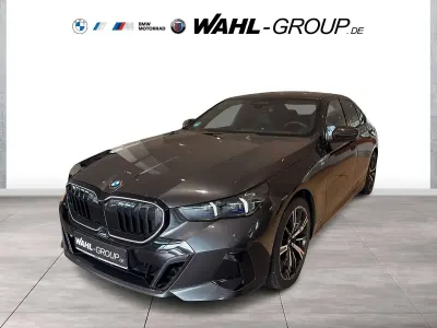 Gebraucht BMW 540 M Sport 303 PS (222 kW) 2025 Sophistograu brillanteffekt Limousine