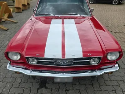Gebraucht Ford Mustang 200 PS (147 kW) 1966 Rot Limousine