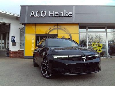 Neu Opel Astra Ultimate 131 PS (96 kW) 2026 Schwarz Kombi