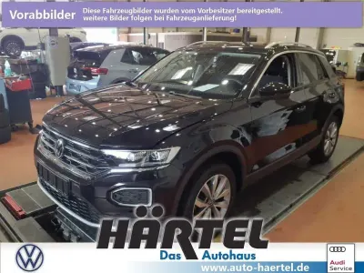 Gebraucht VW T-Roc Style 150 PS (110 kW) 2021 Deep black perleffekt, pearl effect SUV