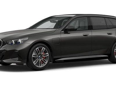 Gebraucht BMW 550e Comfort Edition 489 PS (359 kW) 2025 Grau Kombi